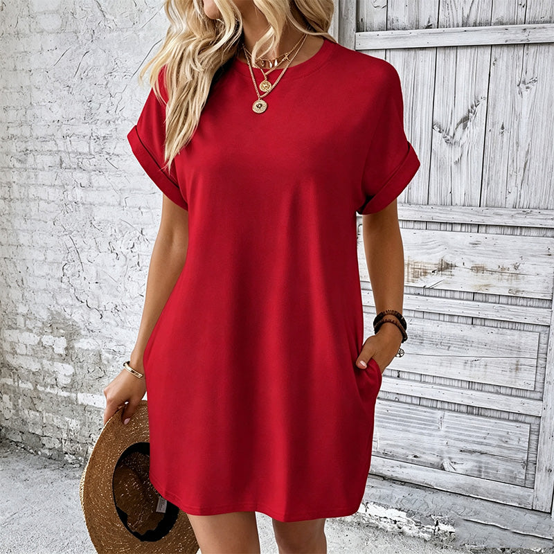 Casual solid-color crew-neck dress