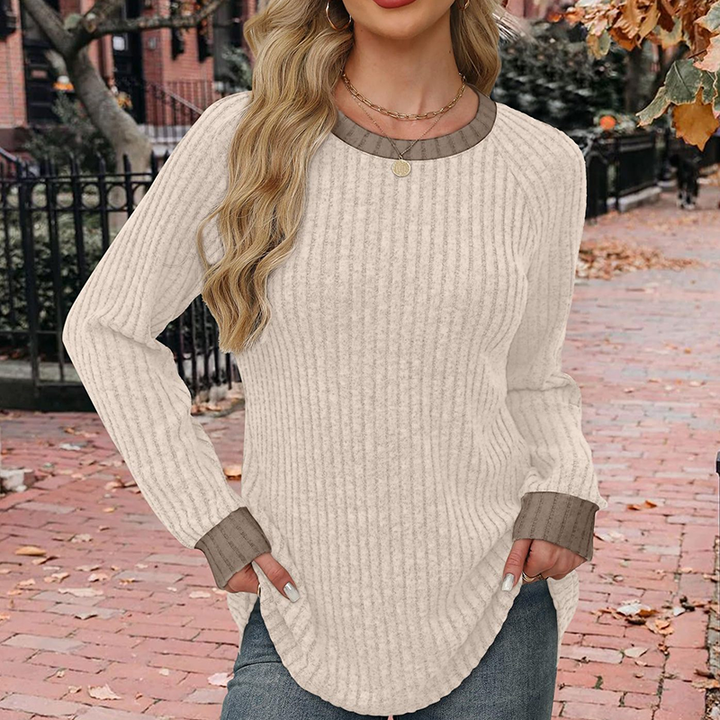 Casual long-sleeve crew-neck top for autumn and winter