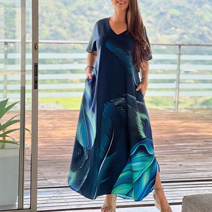 New loose-fit, plus-size printed dress