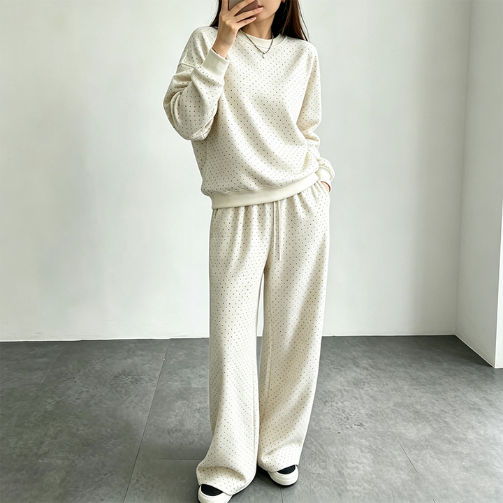 Retro-style loose sweatshirt set