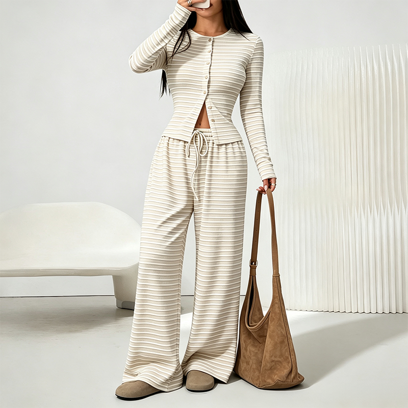 Best-selling striped set: slim-fit long-sleeve top and trousers.
