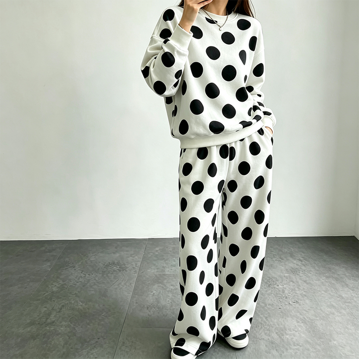 Retro-style loose sweatshirt set