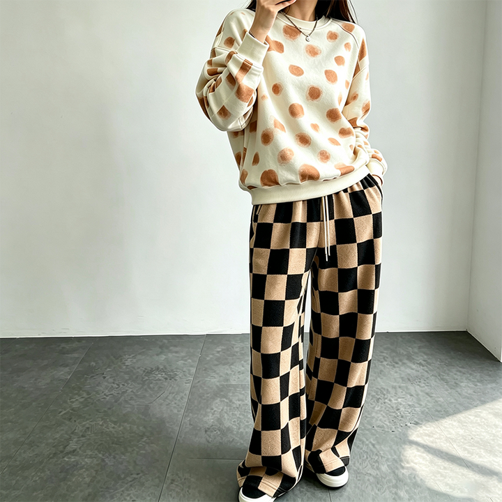 Retro-style loose sweatshirt set