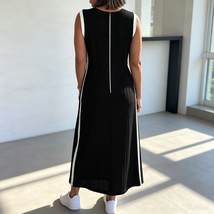 Plus-size striped sleeveless loose V-neck tank dress with side slits