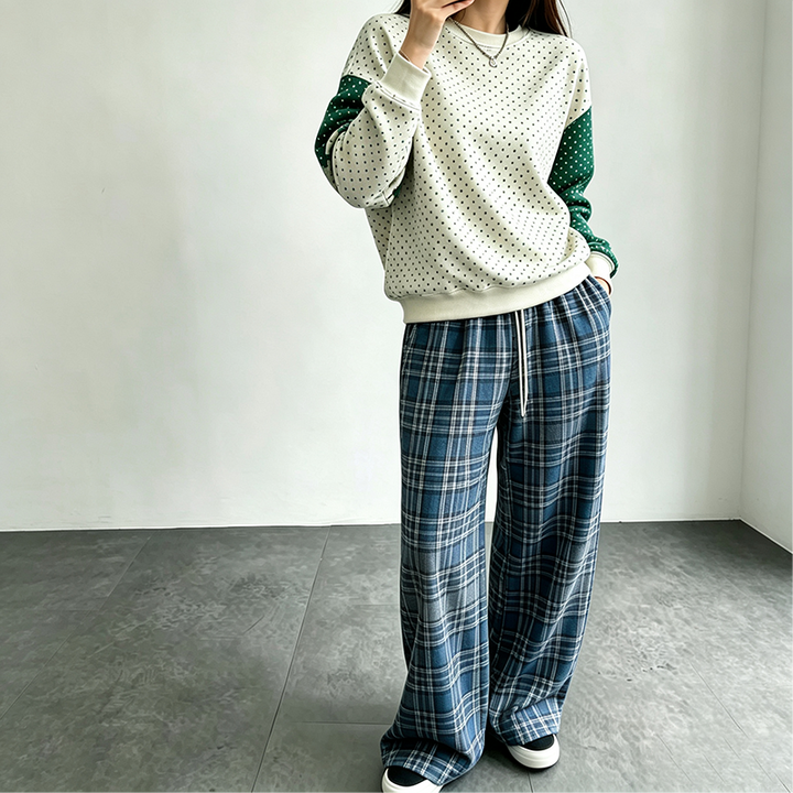 Retro-style loose sweatshirt set