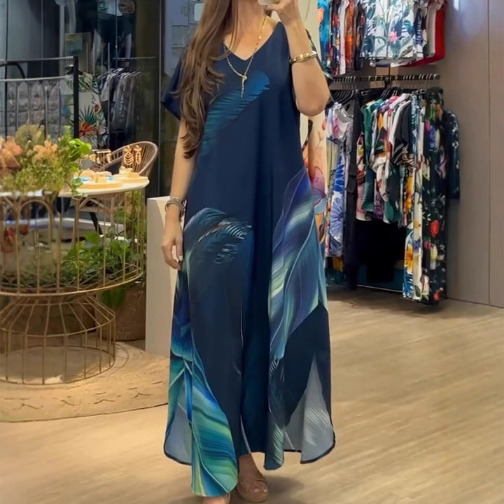 New loose-fit, plus-size printed dress