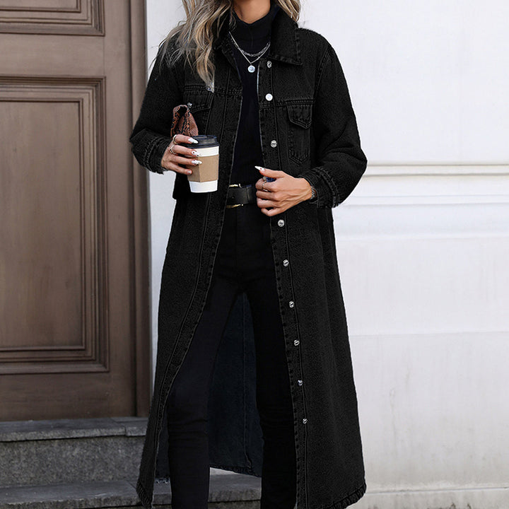 Stylish, loose-fit, long denim jacket