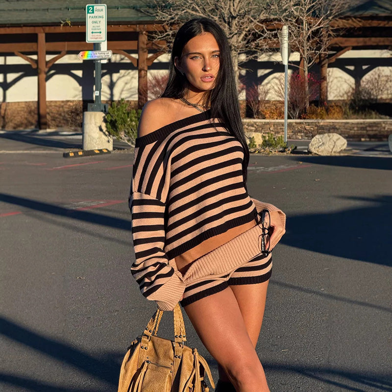 New Spring/Summer Solid-Color Sweater and Mini Skirt Set