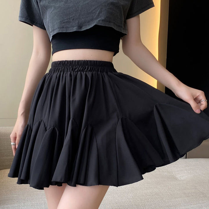 Versatile high-waisted pleated skirt featuring ruffles and a lining