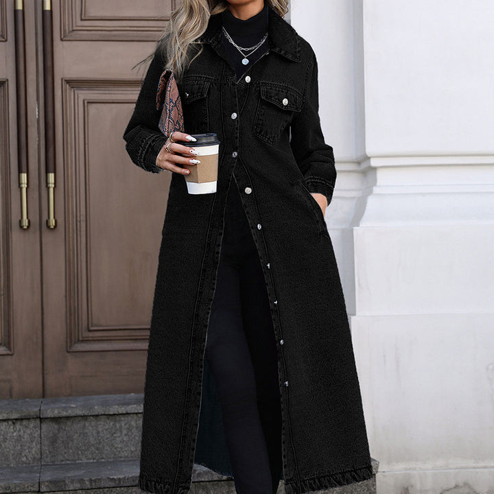 Stylish, loose-fit, long denim jacket