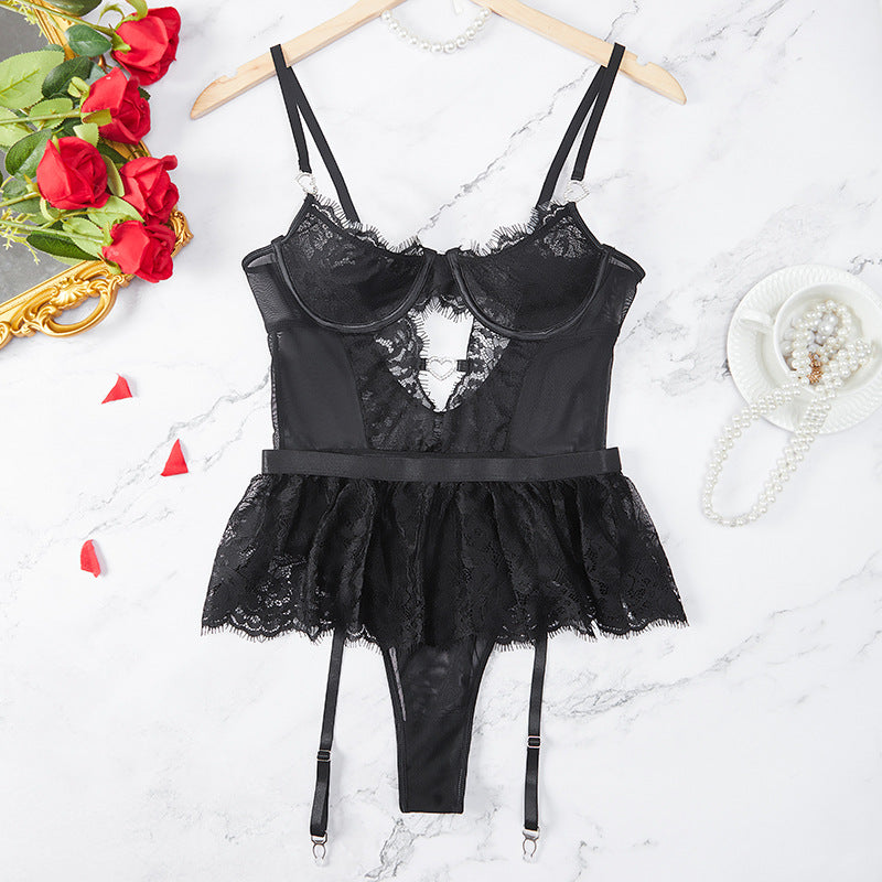 Sexy Temptation-Dessous-Set mit Spitzenstickerei