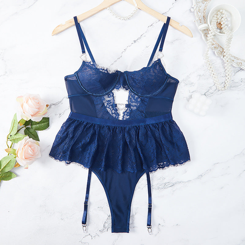 Sexy Temptation-Dessous-Set mit Spitzenstickerei