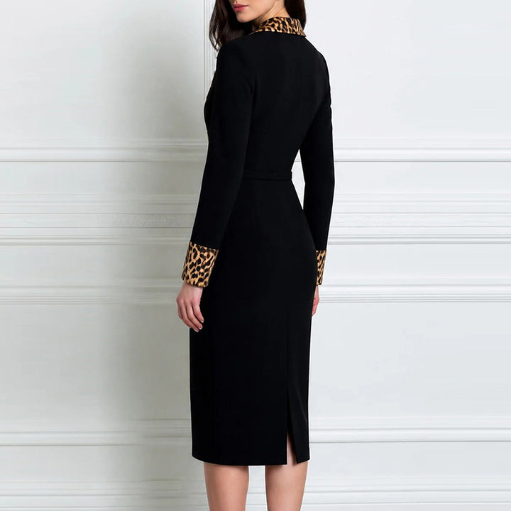 French-style vintage black slim-fit maxi dress