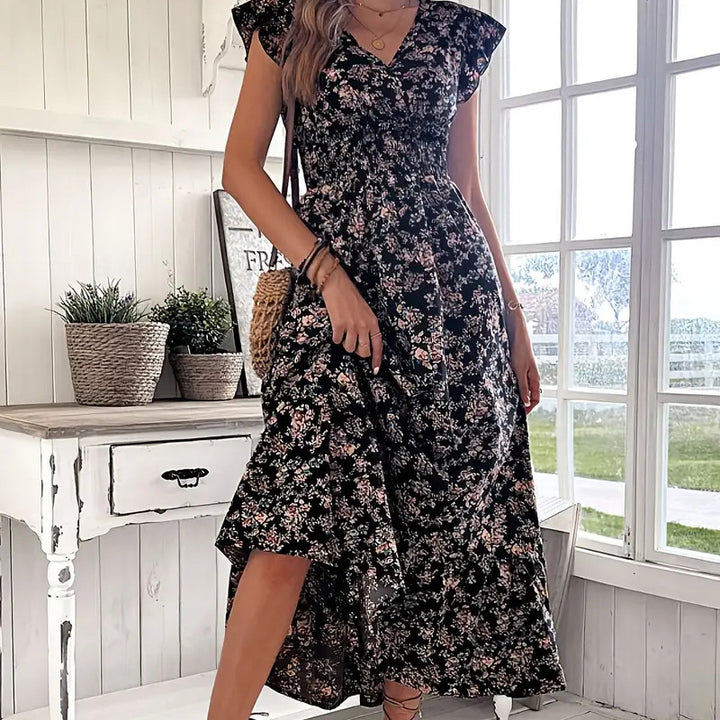 New Summer Stylish Floral Dress with a Full Skirt