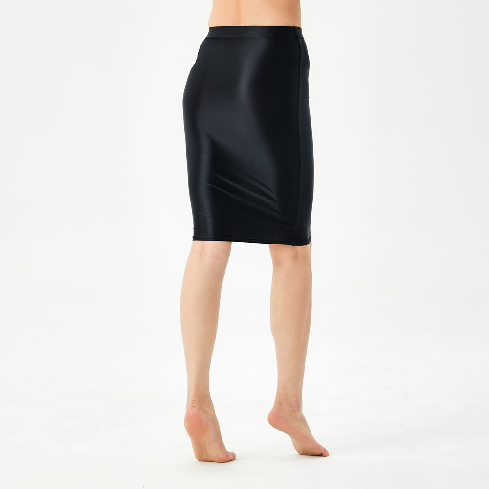 A lightweight, silky, form-fitting skirt.