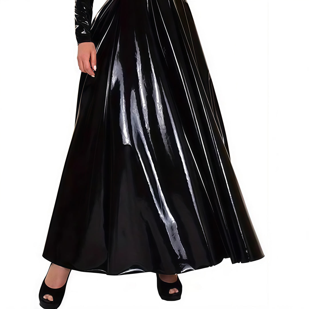 Sexy round-neck long pleated skirt in faux PU leather