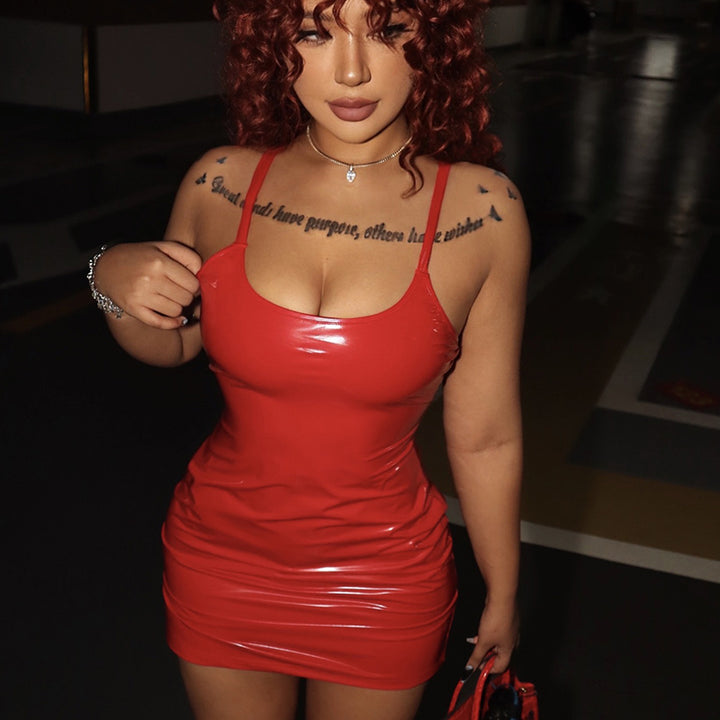 Sexy strapless PU leather hip-hugging skirt