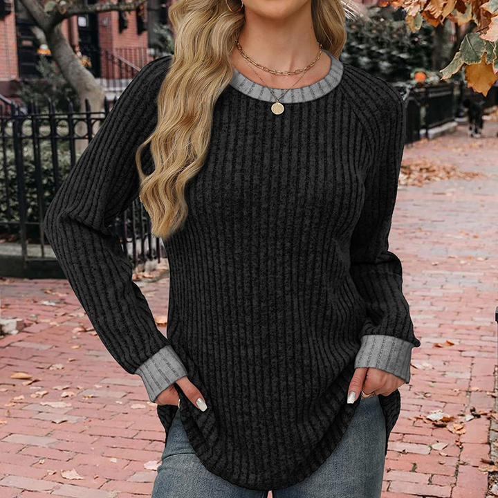 Casual long-sleeve crew-neck top for autumn and winter